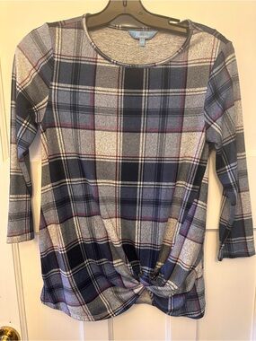 ⭐️ Penmans small Blue Plaid Twist-Knot Long Sleeve Top